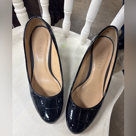 Talbots Kitten Heel Pumps - Picture 6 of 6